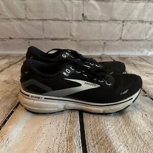 C22 Brooks Ghost 15 Black, Gray, White Women’s Running Shoes, Size 6